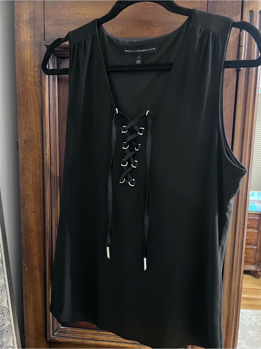 White House Black Market Lace-Up V-Neck Sleeveless Blouse
